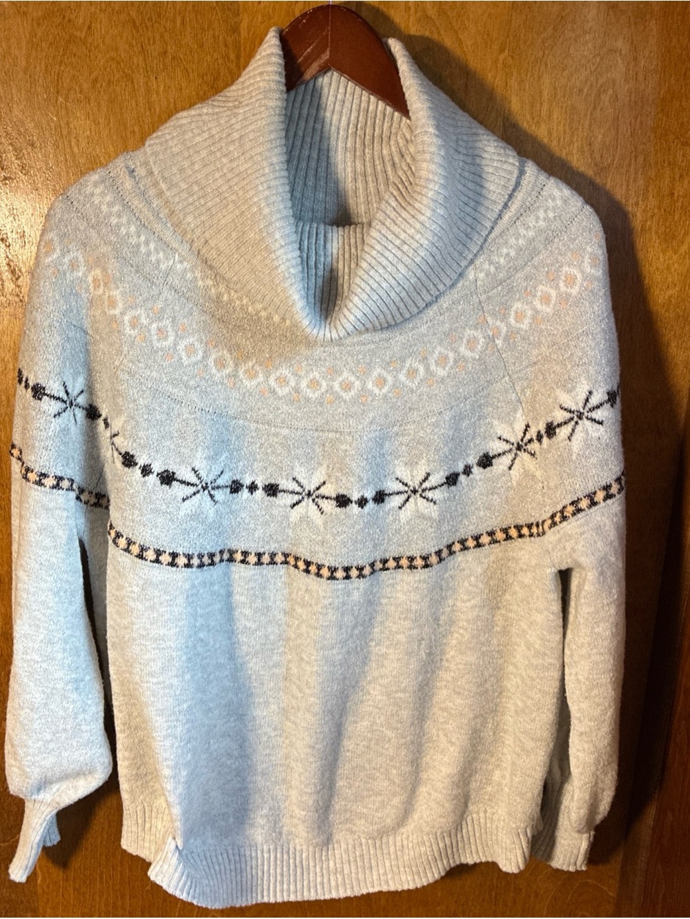 Philosophy Woman 1X Gray Sparkle Cowl Neck Sweater Fair Isle Pullover Snowflakes
